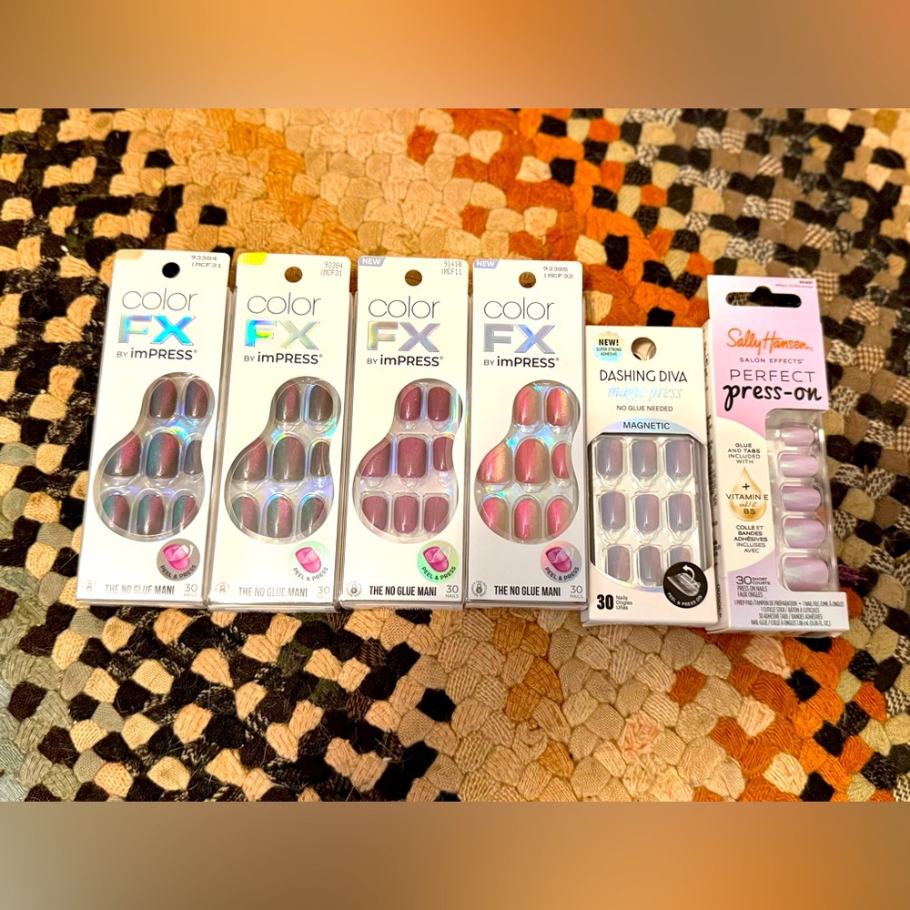 Lot Of 6 Sets Of Kiss FX imPress no glue and Sally Hansen Press On Nails